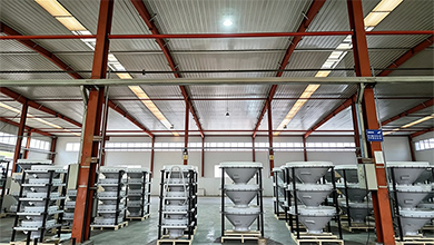 ការដឹកជញ្ជូនជាបាច់! ឧបករណ៍ធ្វើឱ្យសកម្មធុង VRV ត្រូវបានផ្ទុកដោយជោគជ័យទៅលើយានយន្ត និងកំពុងធ្វើដំណើរទៅកាន់ការដ្ឋានផលិតកម្មរបស់អតិថិជន។